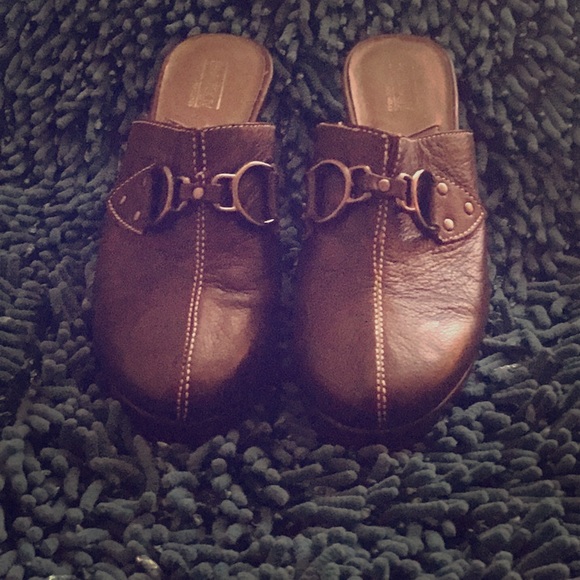 Women’s shoes - Picture 2 of 3